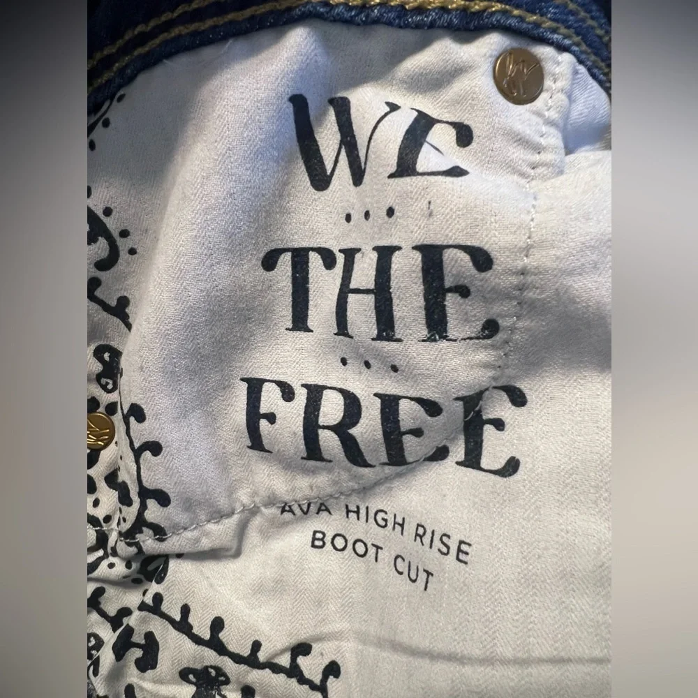 We The Free Ava High Rise Boot Cut Jeans size 28 - Picture 7 of 9